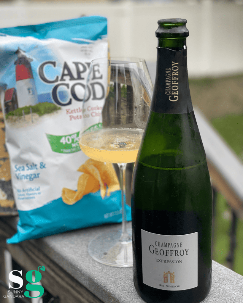 Geoffroy champagne and chips
